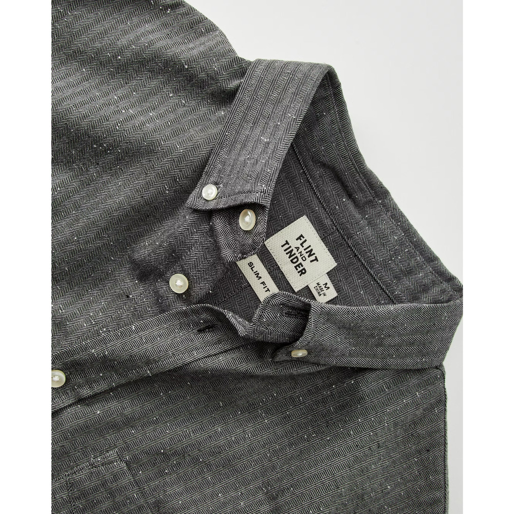Flint and Tinder Charcoal Gray Herringbone Architet Shirt Men's SMALL Huckberry